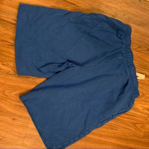 Boys Old navy  extra-large shorts - Picture 2 of 3